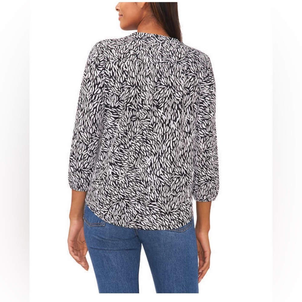 Vince Camuto Ladies' V-Neck Top - Picture 3 of 5